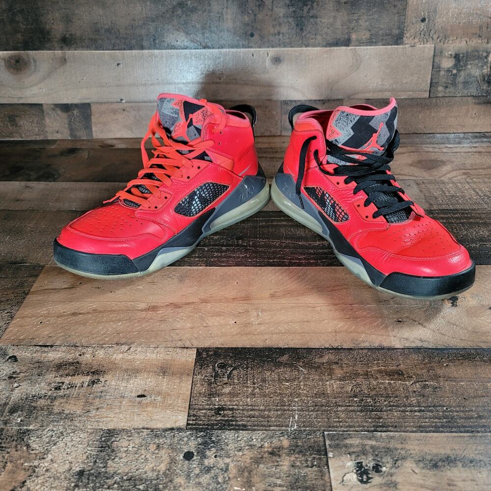 Men's Nike Air Jordan Mars 270 X Paris Saint Germaine Size 14 (CN2218-600)
